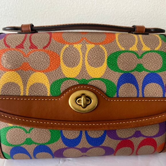AUTH COACH KIP TURNLOCK CROSSBODY RAINBOW SIGNATURE CANVAS BAG - Picture 2 of 7